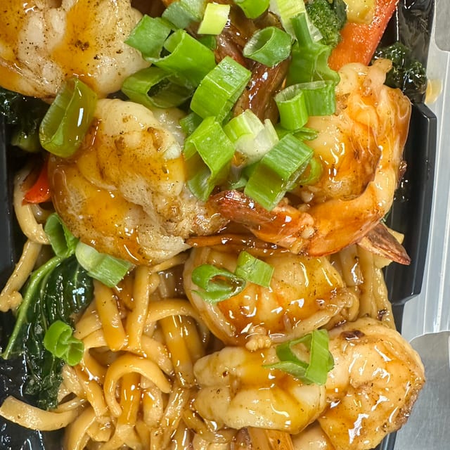 Shrimp Herbachi Lunch Special 11a-2p.